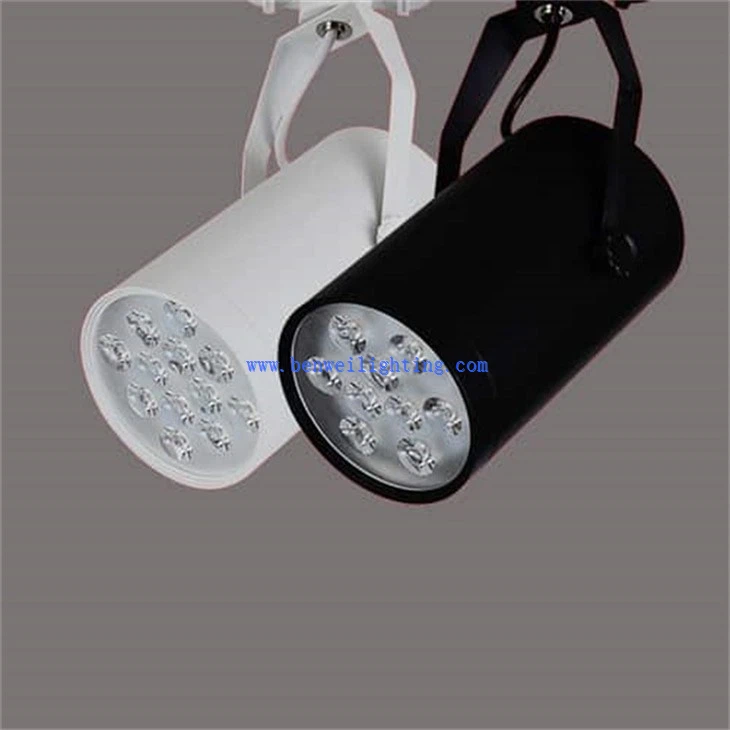 Folding Track Light (3)
